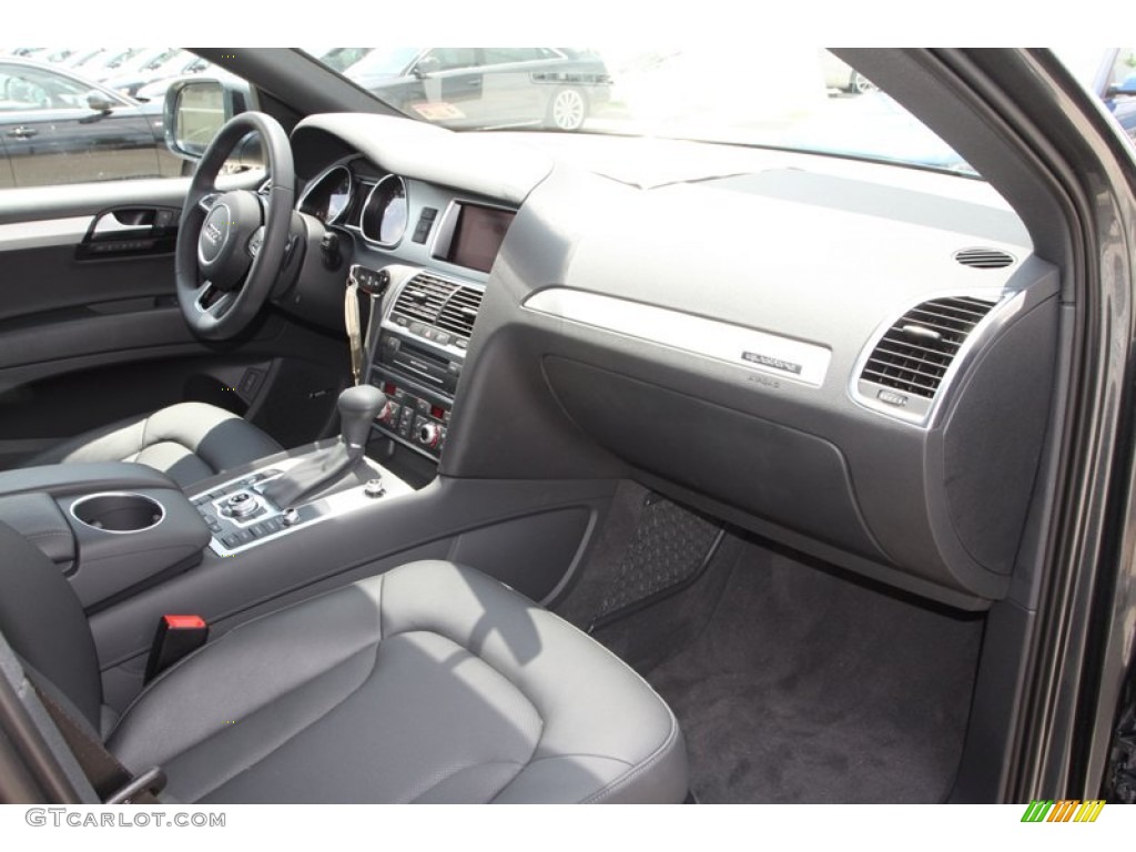 2013 Audi Q7 3.0 S Line quattro Black Dashboard Photo #81278154