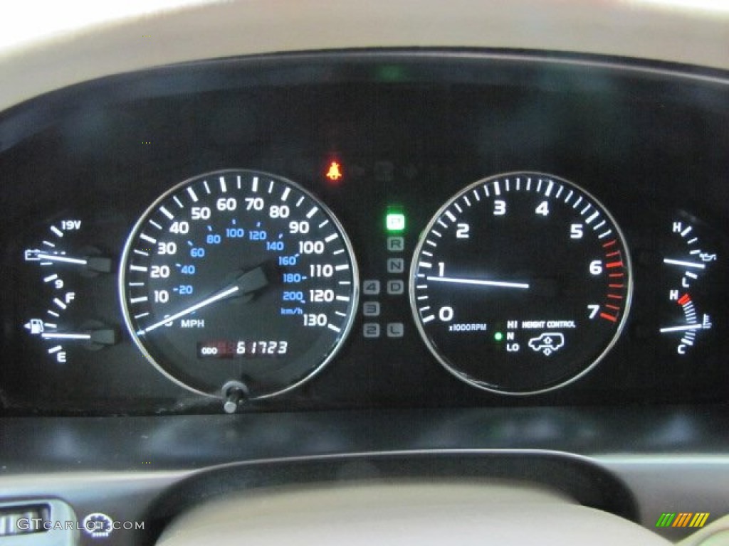 2006 LX 470 - Crystal White / Ivory photo #15