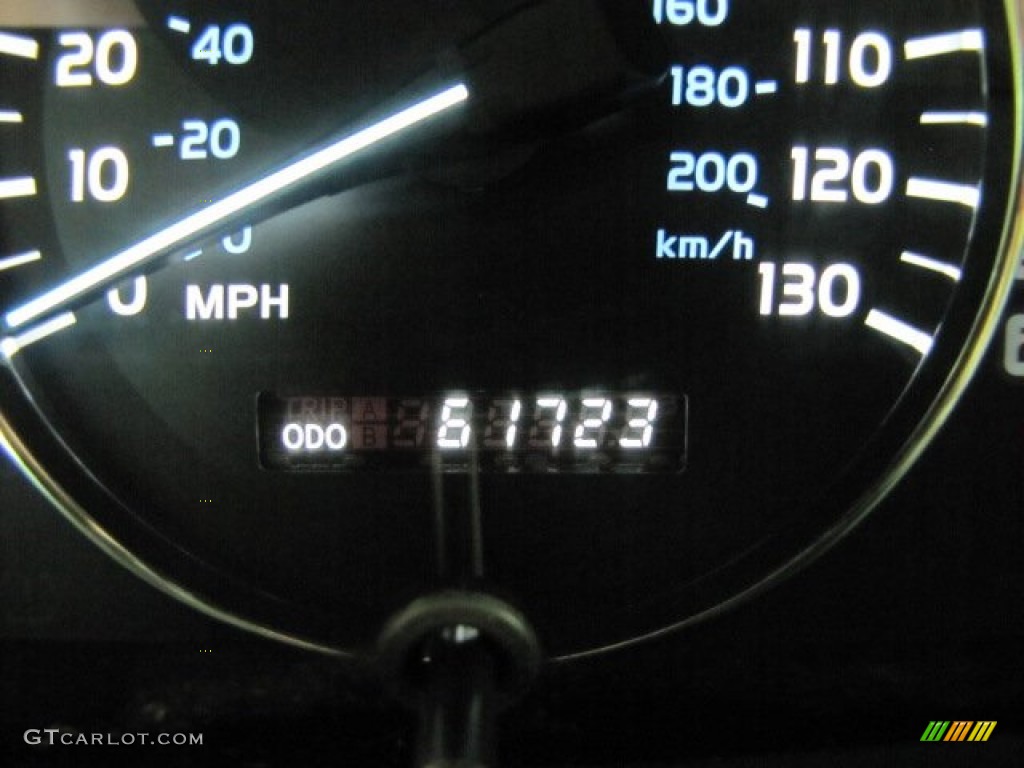 2006 LX 470 - Crystal White / Ivory photo #16
