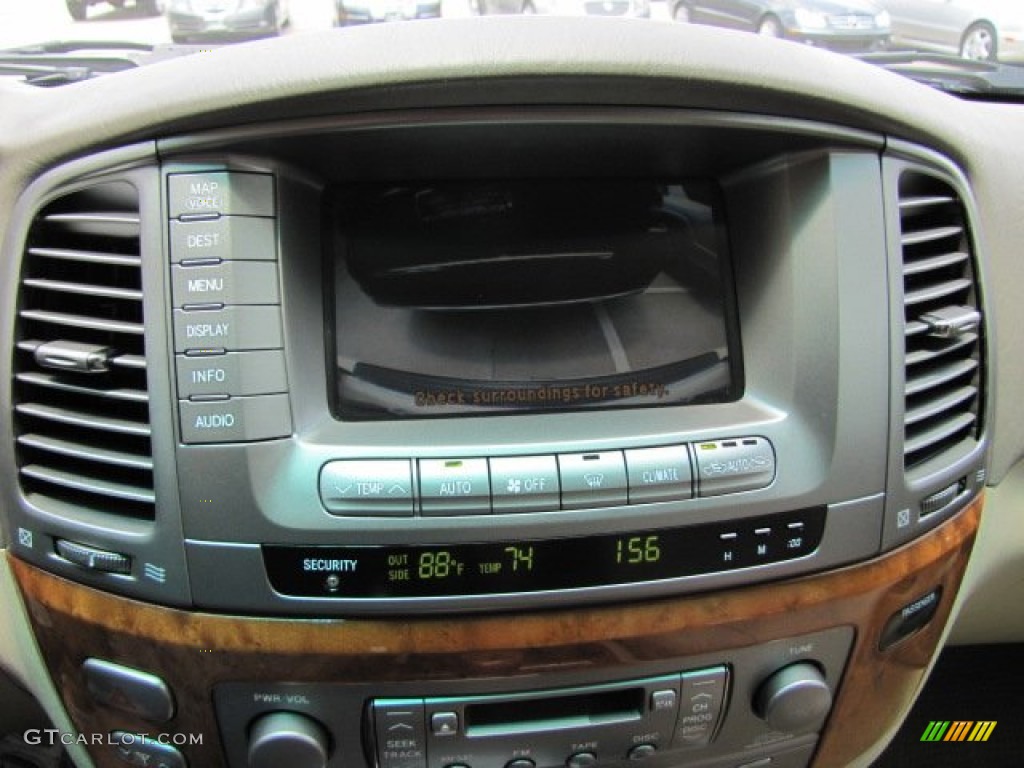 2006 LX 470 - Crystal White / Ivory photo #18