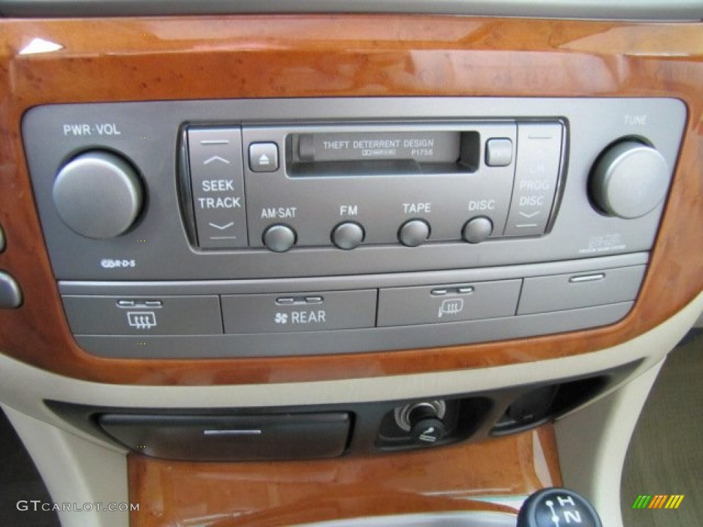 2006 LX 470 - Crystal White / Ivory photo #19