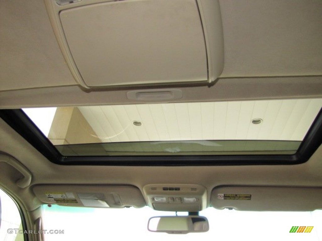 2006 LX 470 - Crystal White / Ivory photo #34