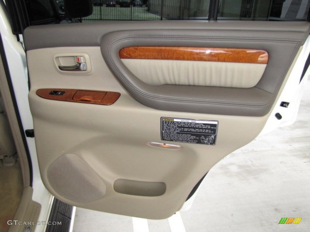 2006 LX 470 - Crystal White / Ivory photo #49
