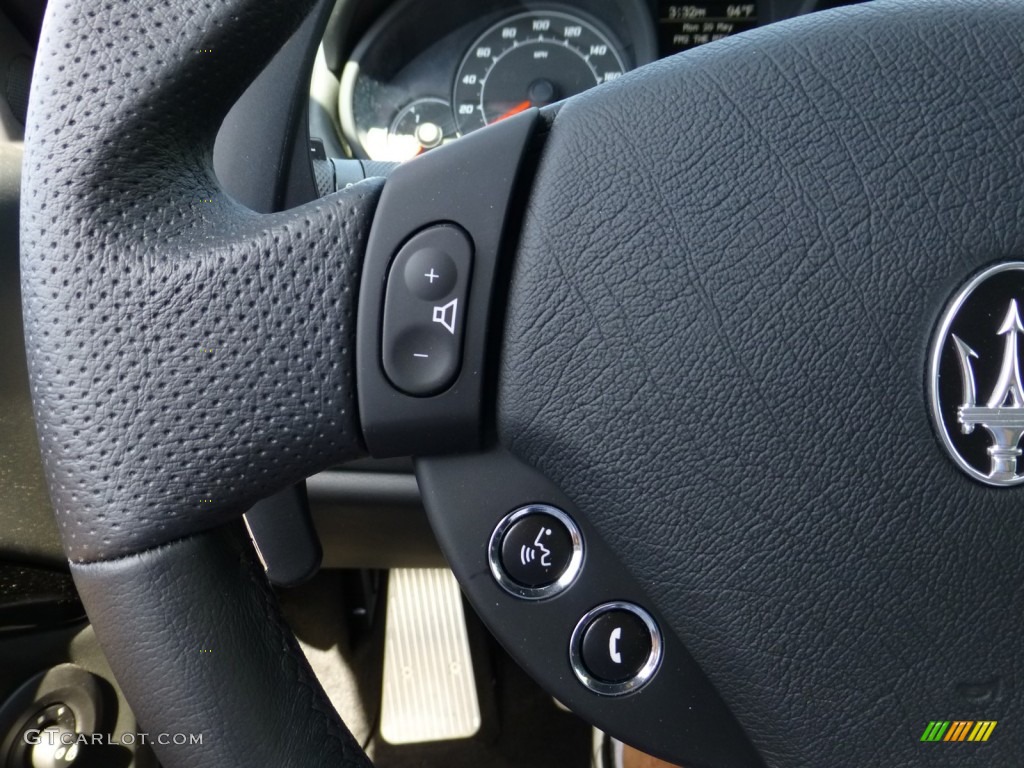 2013 Maserati GranTurismo Convertible GranCabrio MC Controls Photo #81281344