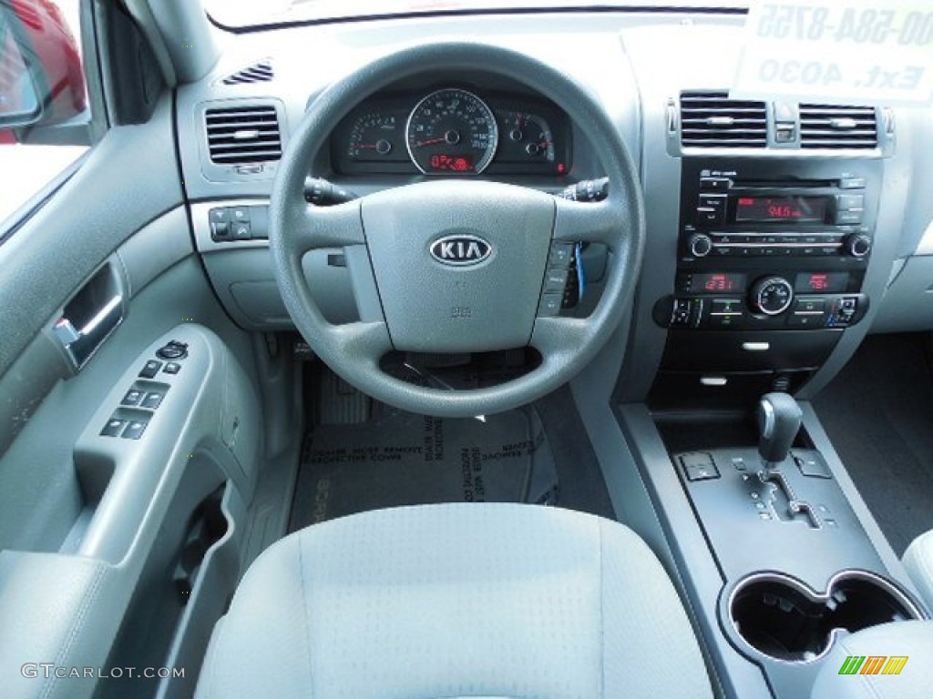 2009 Kia Borrego LX V6 Dashboard Photos