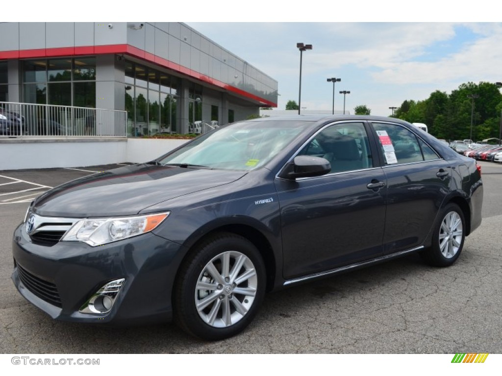 Magnetic Gray Metallic 2013 Toyota Camry Hybrid XLE Exterior Photo #81284617