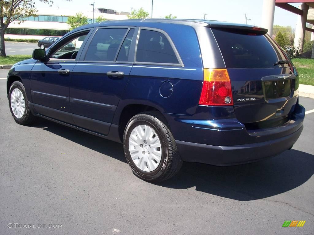2006 Pacifica  - Midnight Blue Pearl / Light Taupe photo #13
