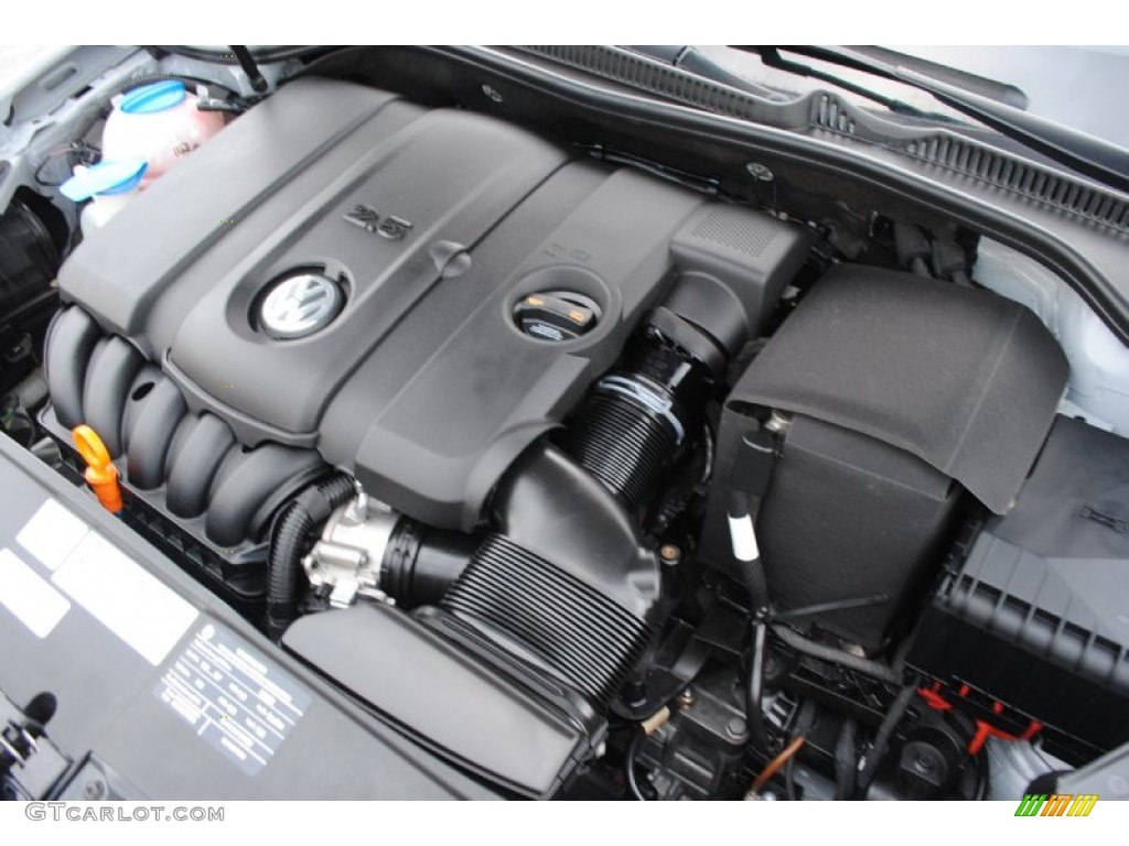 2011 Volkswagen Golf 4 Door 2.5 Liter DOHC 20-Valve 5 Cylinder Engine Photo #81289634