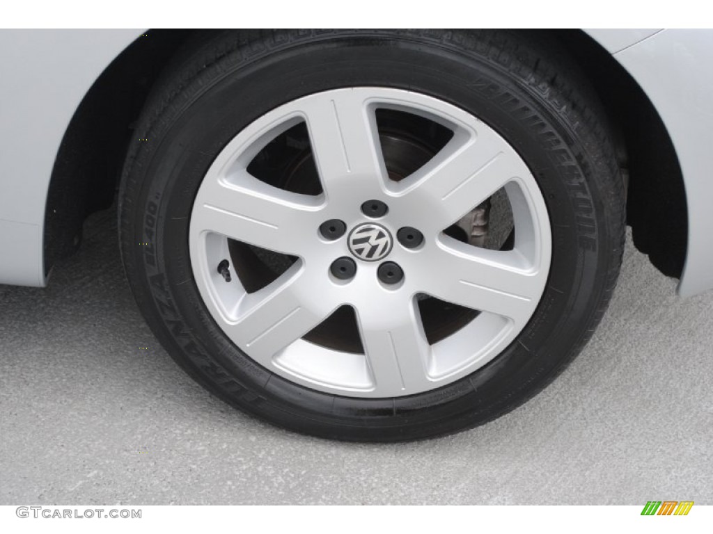 2007 Volkswagen New Beetle 2.5 Convertible Wheel Photo #81290873