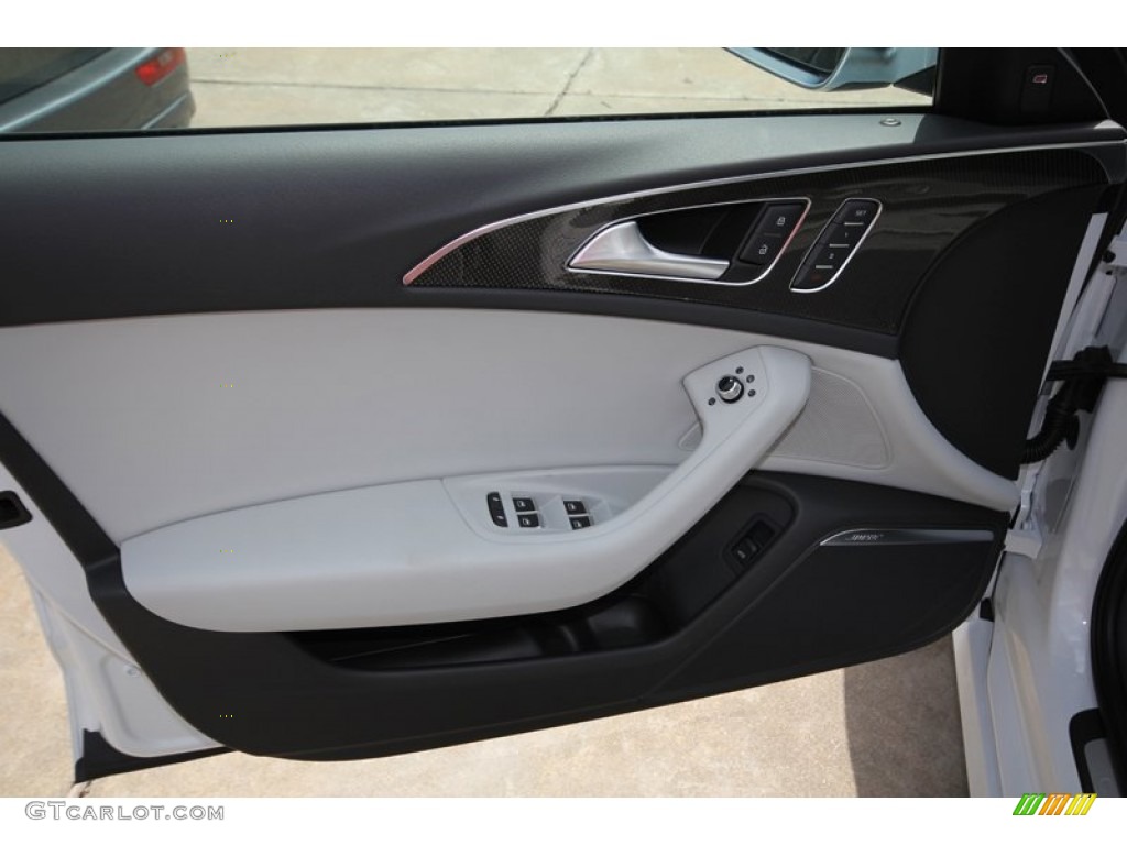 2013 Audi S6 4.0 TFSI quattro Sedan Lunar Silver Door Panel Photo #81291152