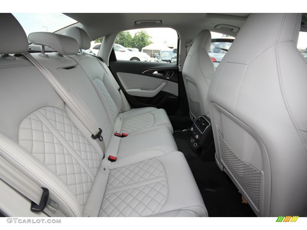 2013 Audi S6 4.0 TFSI quattro Sedan Rear Seat Photo #81291344