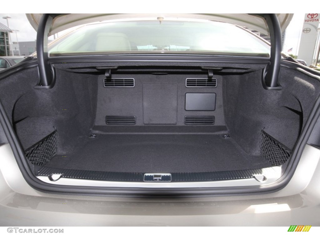 2013 Audi A8 3.0T quattro Trunk Photo #81292052