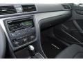 Black - Passat 2.5L S Photo No. 17