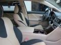 Blizzard Pearl White - Venza I4 Photo No. 13