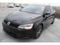 Black - Jetta SE Sedan Photo No. 3