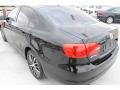 Black - Jetta SE Sedan Photo No. 7