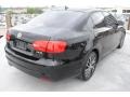 Black - Jetta SE Sedan Photo No. 9