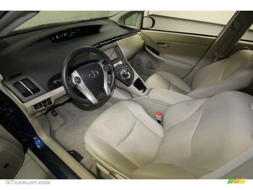 Bisque Interior 2010 Toyota Prius Hybrid IV Photo #81295685