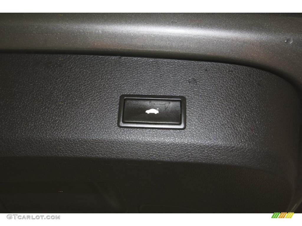 2010 Q7 4.2 Prestige quattro - Daytona Gray Pearl Effect / Black photo #41