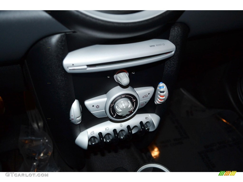 2010 Cooper S Hardtop - Laser Blue Metallic / Grey/Carbon Black photo #22