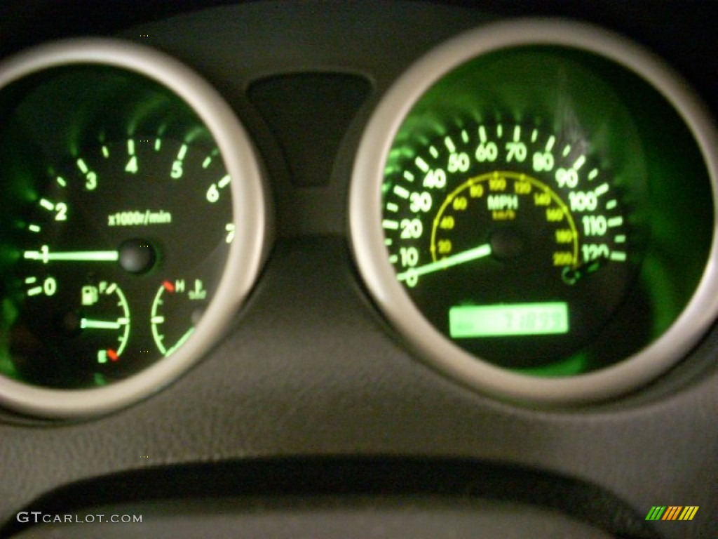 2006 Aveo LT Hatchback - Spicy Orange / Charcoal photo #7