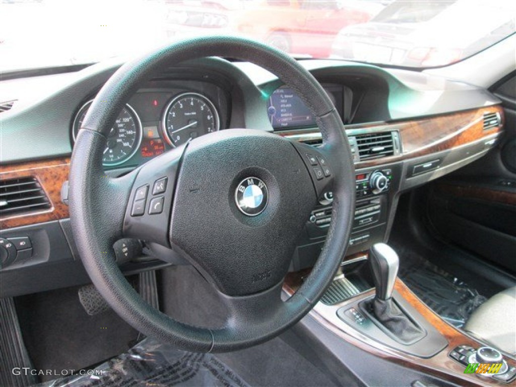 2010 BMW 3 Series 328i xDrive Sedan Black Steering Wheel Photo #81303305