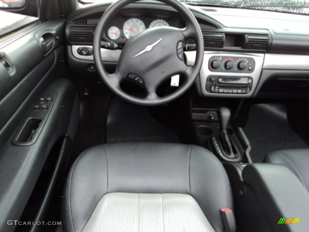 2006 Chrysler Sebring GTC Convertible Dashboard Photos
