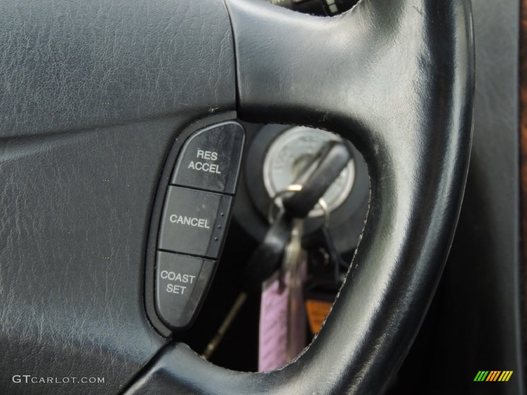 2002 Hyundai XG350 Sedan Controls Photo #81305561