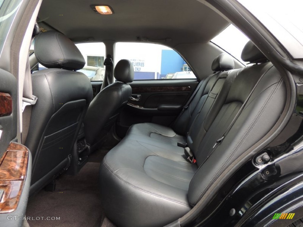 2002 Hyundai XG350 Sedan Rear Seat Photo #81305648