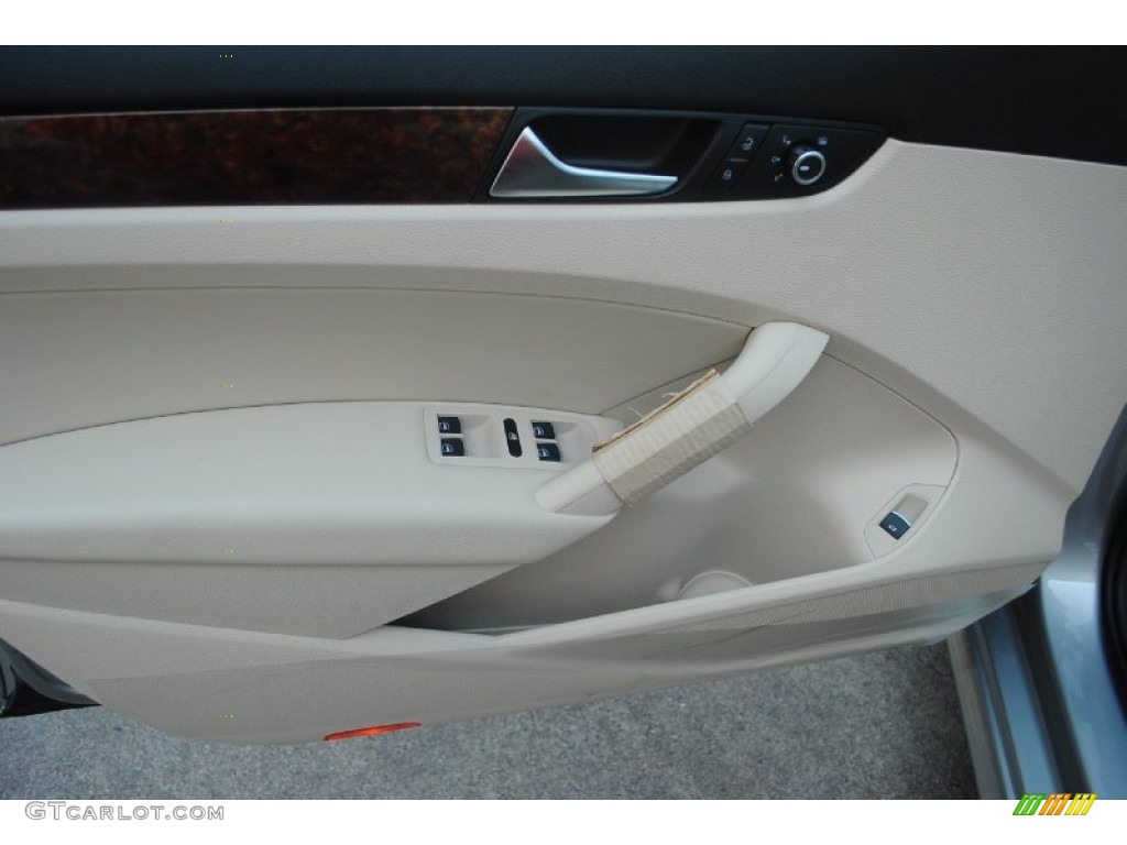 2013 Volkswagen Passat TDI SEL Cornsilk Beige Door Panel Photo #81307272