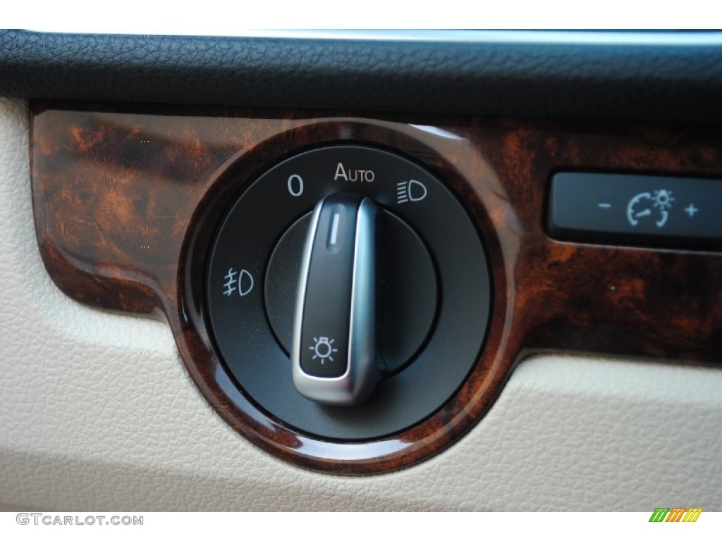 2013 Volkswagen Passat TDI SEL Controls Photo #81307532