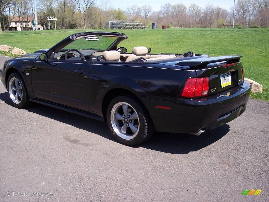 2002 Mustang GT Convertible - Black / Medium Parchment photo #7