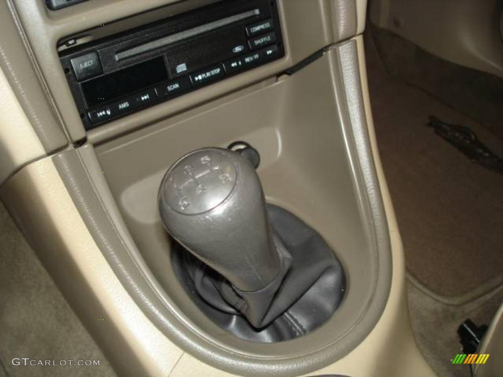 2000 Mustang GT Coupe - Laser Red Metallic / Medium Parchment photo #20