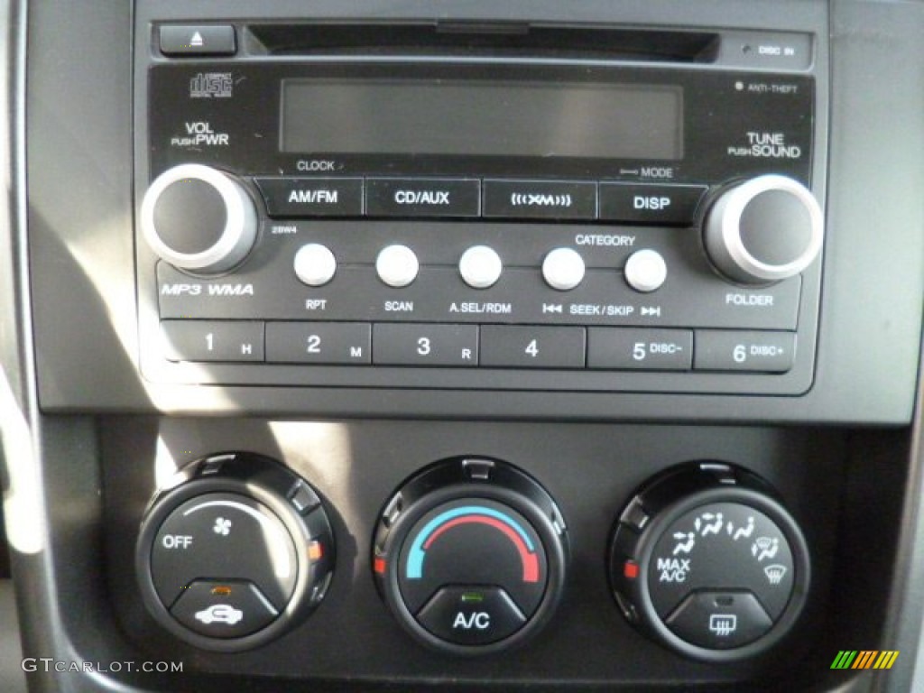 2009 Honda Element EX AWD Controls Photos