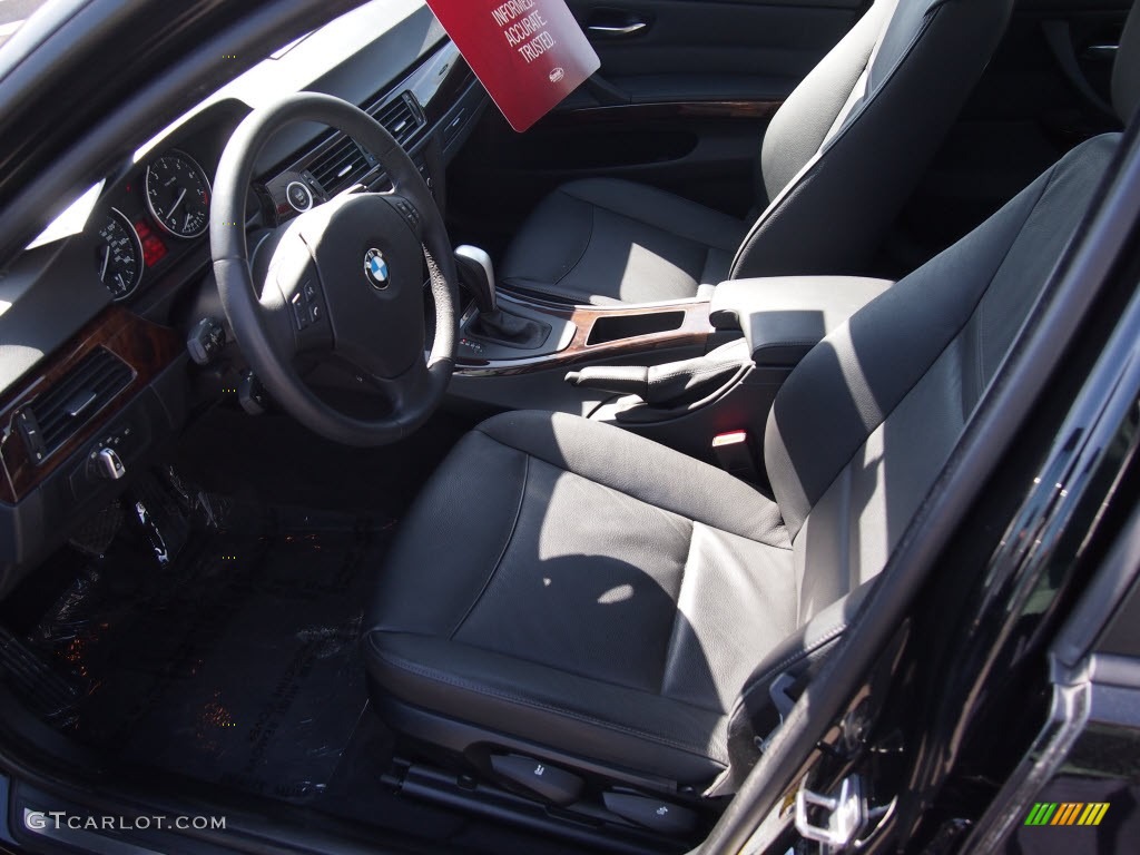 2010 3 Series 328i Sedan - Jet Black / Black photo #15