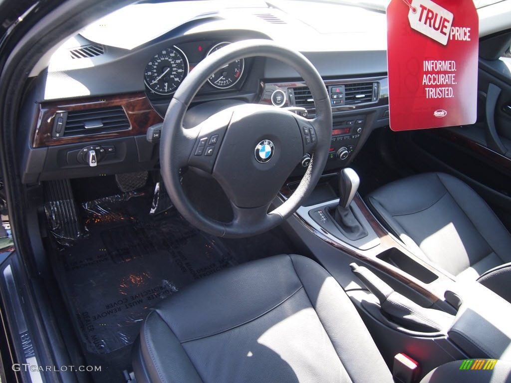 2010 3 Series 328i Sedan - Jet Black / Black photo #16