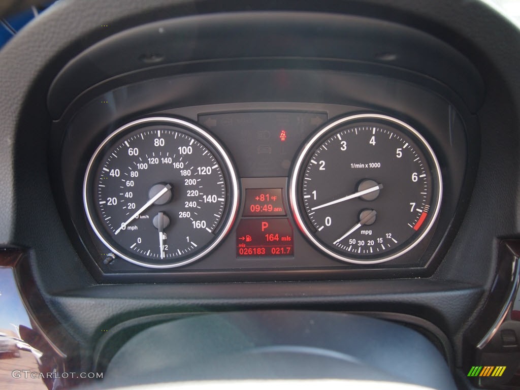 2010 3 Series 328i Sedan - Jet Black / Black photo #18