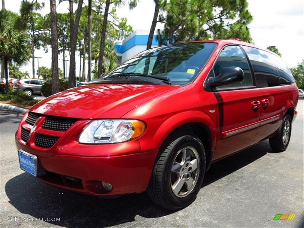 2004 Grand Caravan SXT - Inferno Red Tinted Pearl / Medium Slate Gray photo #7
