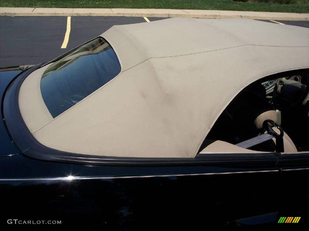 2002 Mustang GT Convertible - Black / Medium Parchment photo #21