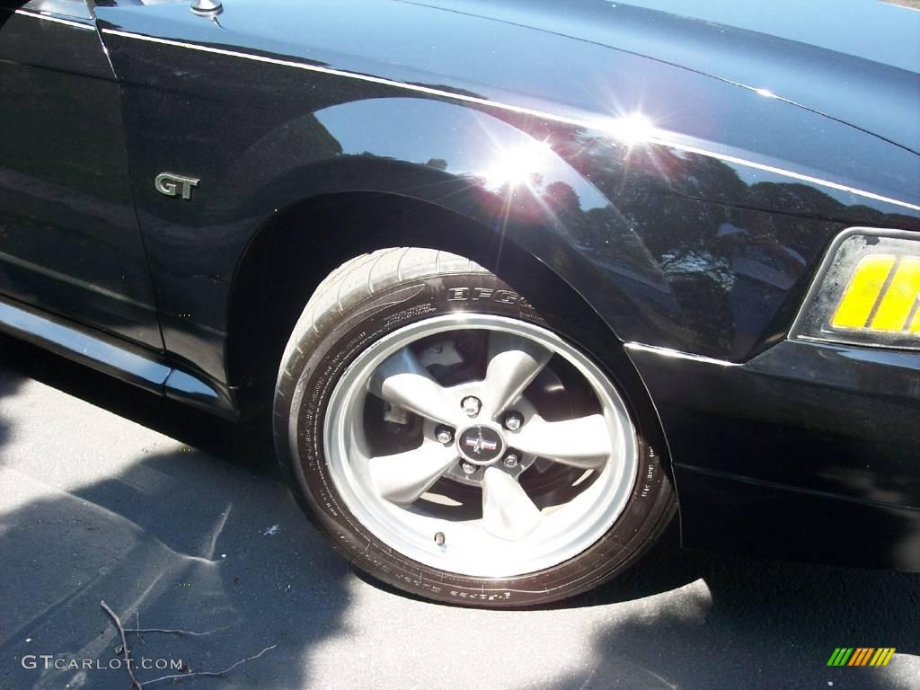 2002 Mustang GT Convertible - Black / Medium Parchment photo #25