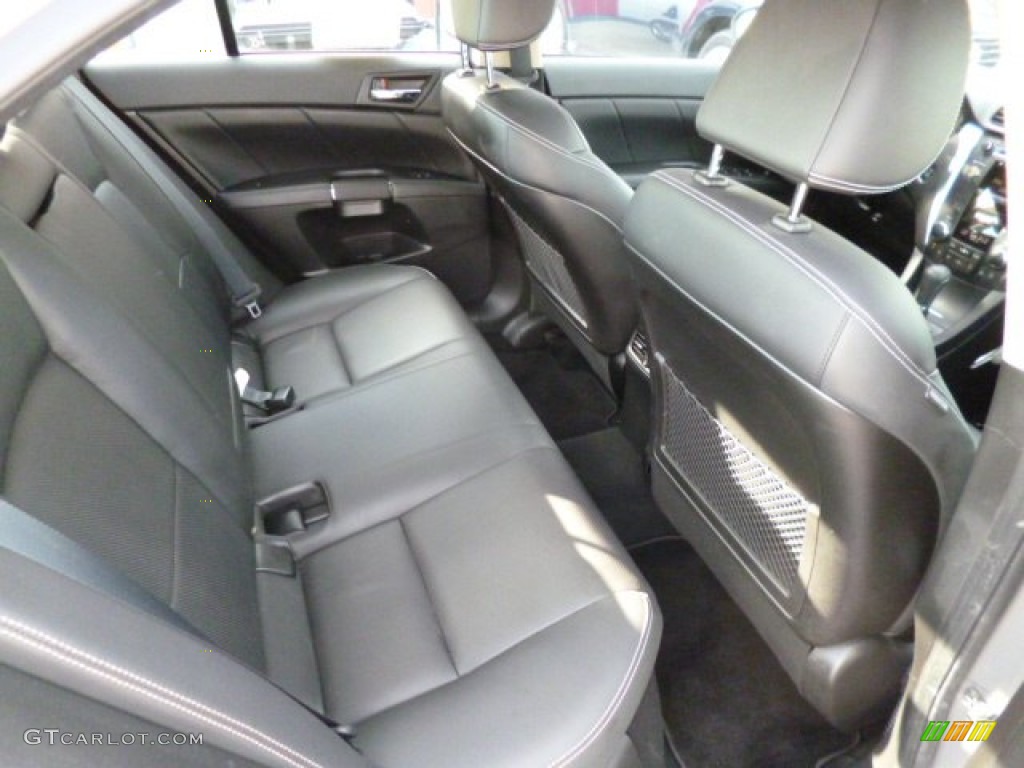2011 Suzuki Kizashi SLS AWD Rear Seat Photo #81310555