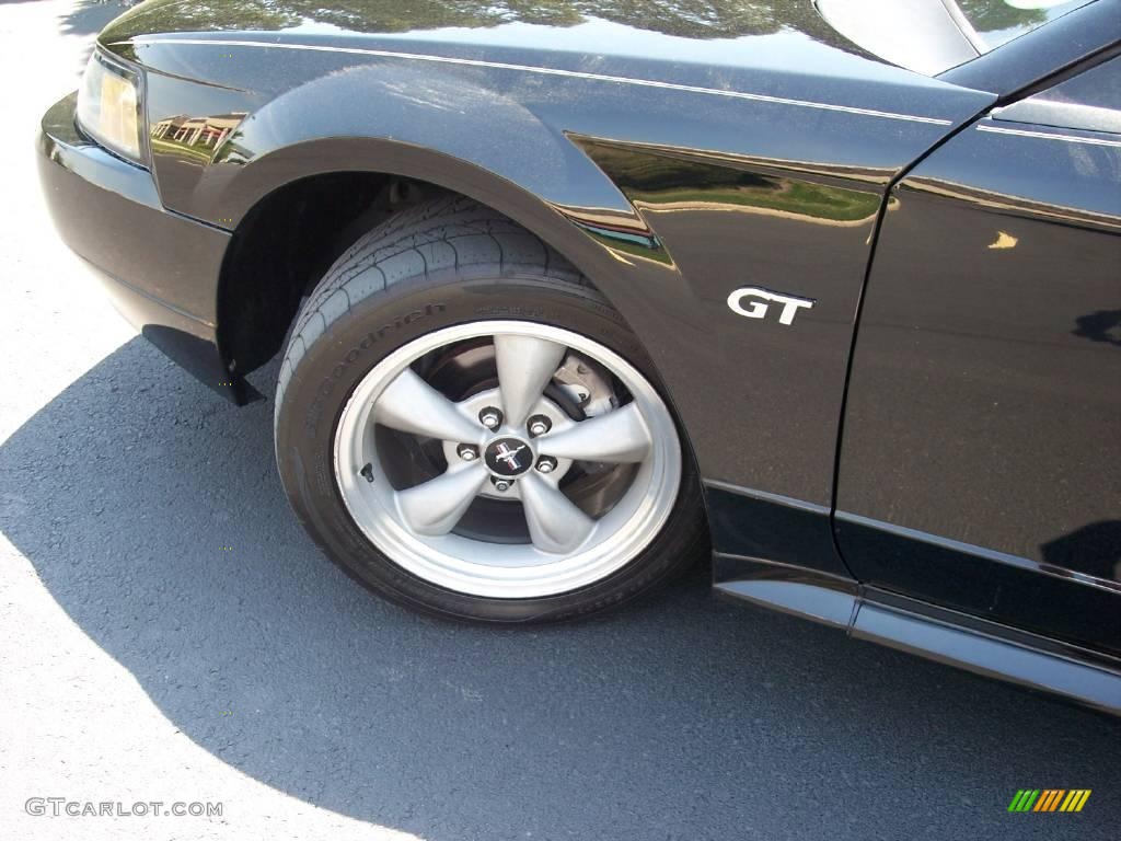 2002 Mustang GT Convertible - Black / Medium Parchment photo #28