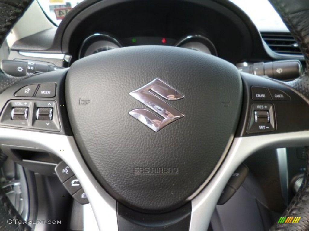2011 Suzuki Kizashi SLS AWD Black Steering Wheel Photo #81310624