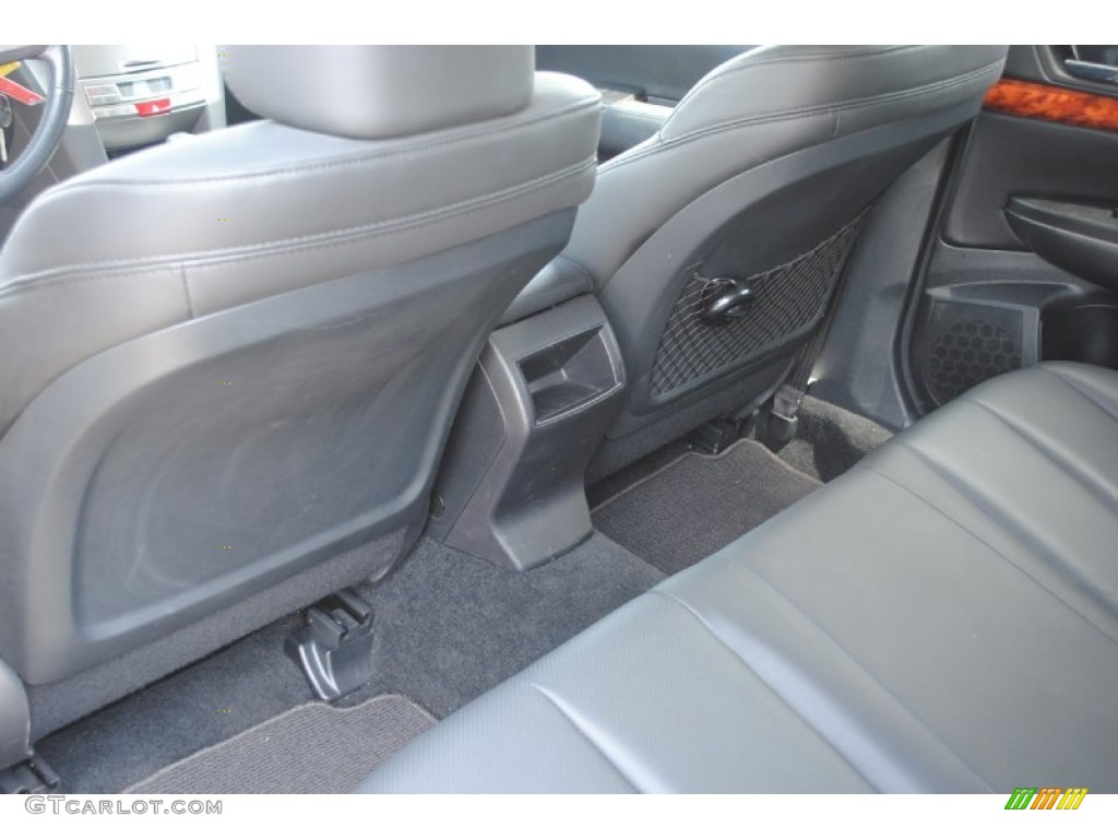 2011 Outback 2.5i Limited Wagon - Graphite Gray Metallic / Off Black photo #16