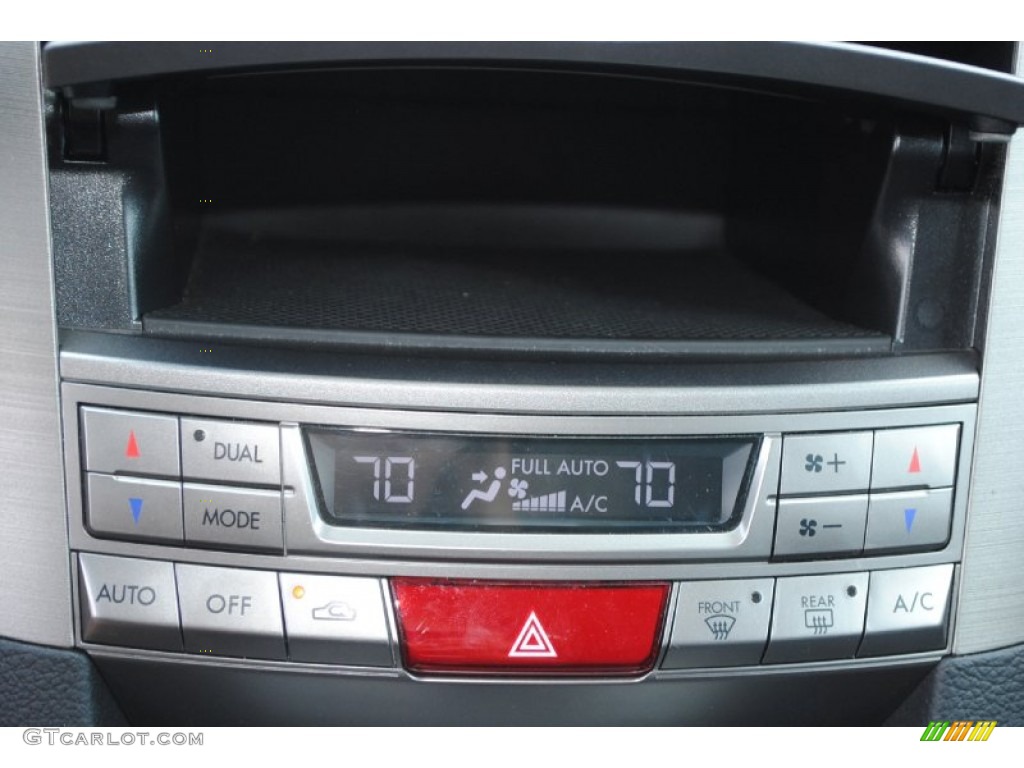 2011 Outback 2.5i Limited Wagon - Graphite Gray Metallic / Off Black photo #25