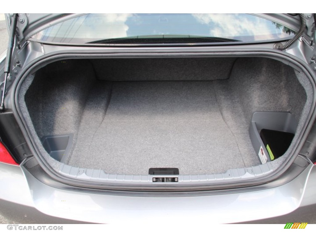 2011 BMW 3 Series 328i xDrive Sedan Trunk Photo #81313460
