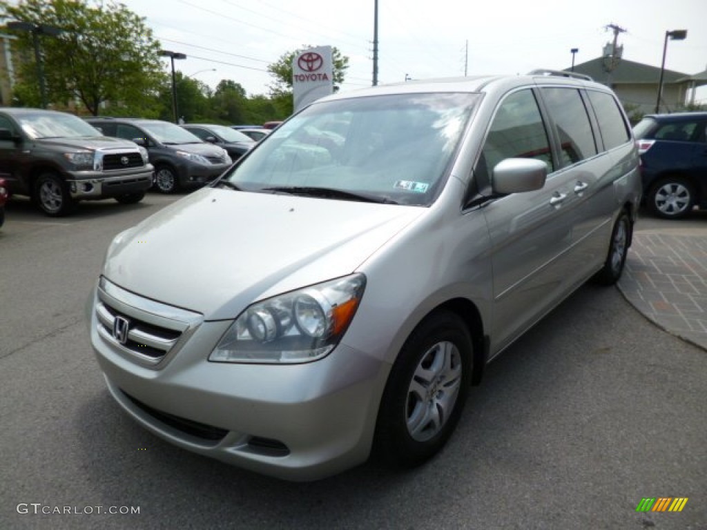 Silver Pearl Metallic 2006 Honda Odyssey EX-L Exterior Photo #81313624