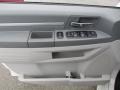 Stone White - Grand Caravan SE Photo No. 15