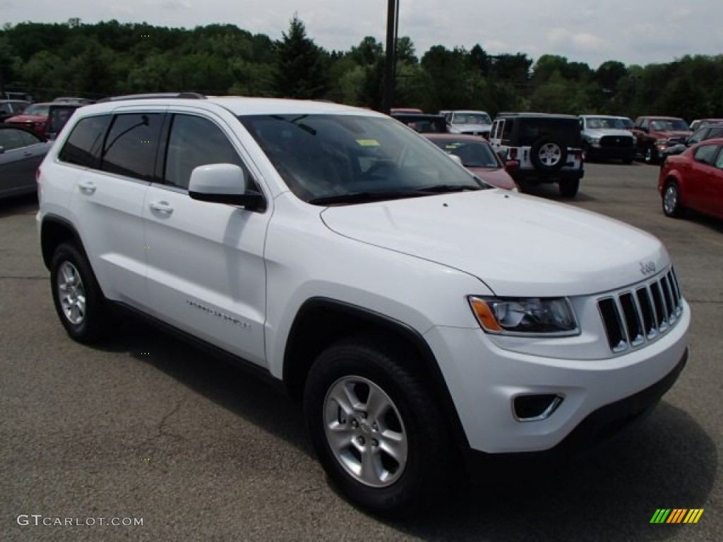 2014 Grand Cherokee Laredo 4x4 - Bright White / New Zealand Black/Light Frost photo #4