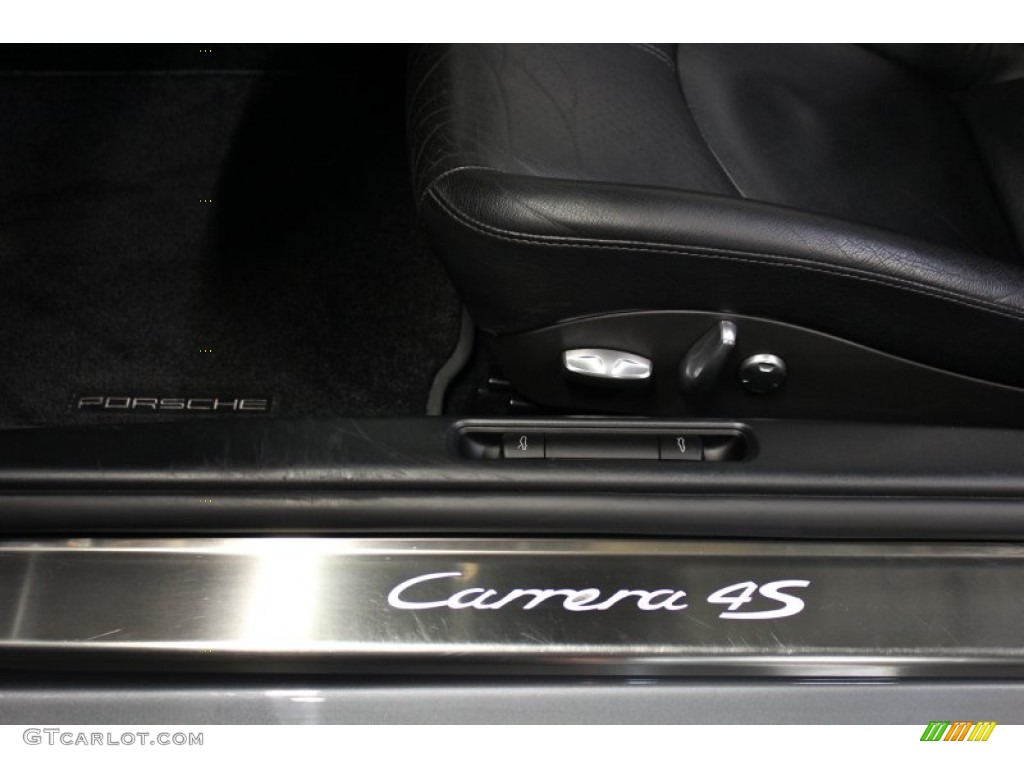 2006 Porsche 911 Carrera 4S Cabriolet Marks and Logos Photos